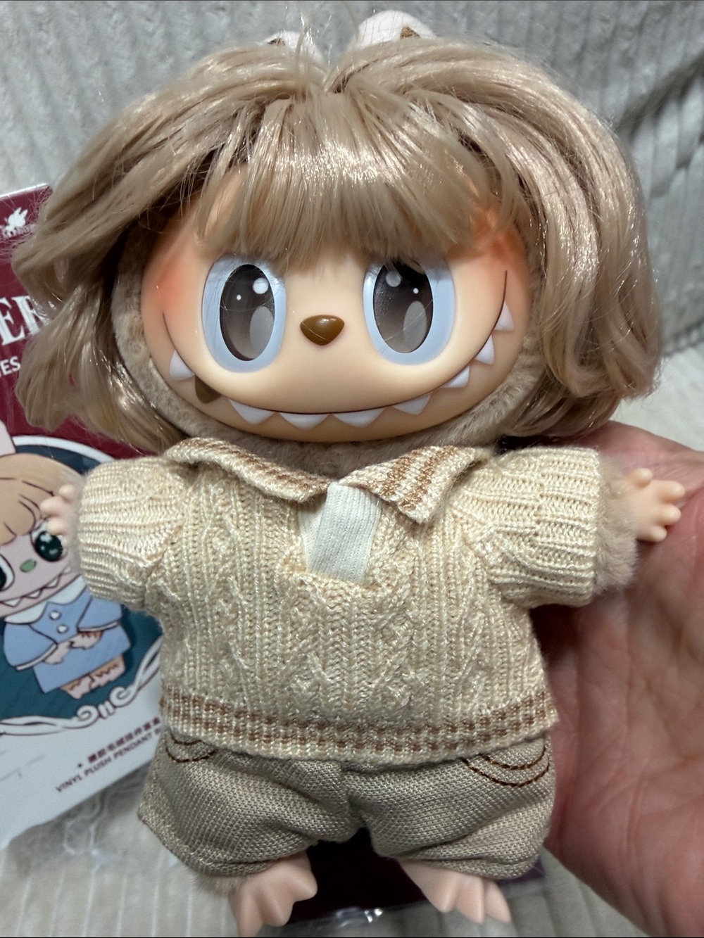 WARM OAT - The Monsters Hair Salon Series Vinyl Plush Pendant. New. Verified. - Picture 2 of 10